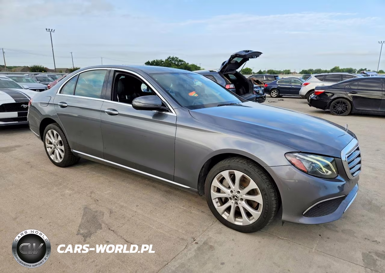 2017 Mercedes-Benz E 300 4Matic VIN:WDDZF4KB0HA235411 - 4