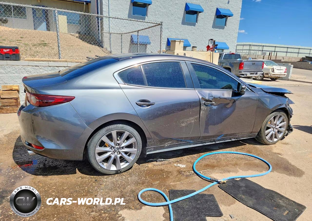MAZDA 3 PREFERRE VIN:3MZBPBCM6MM208530 - 3