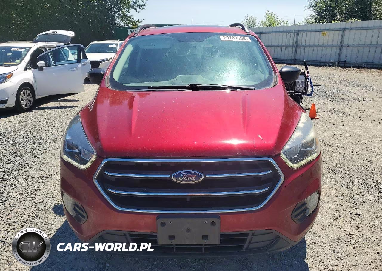 2017 Ford Escape Se VIN:1FMCU9G99HUA15039 - 5