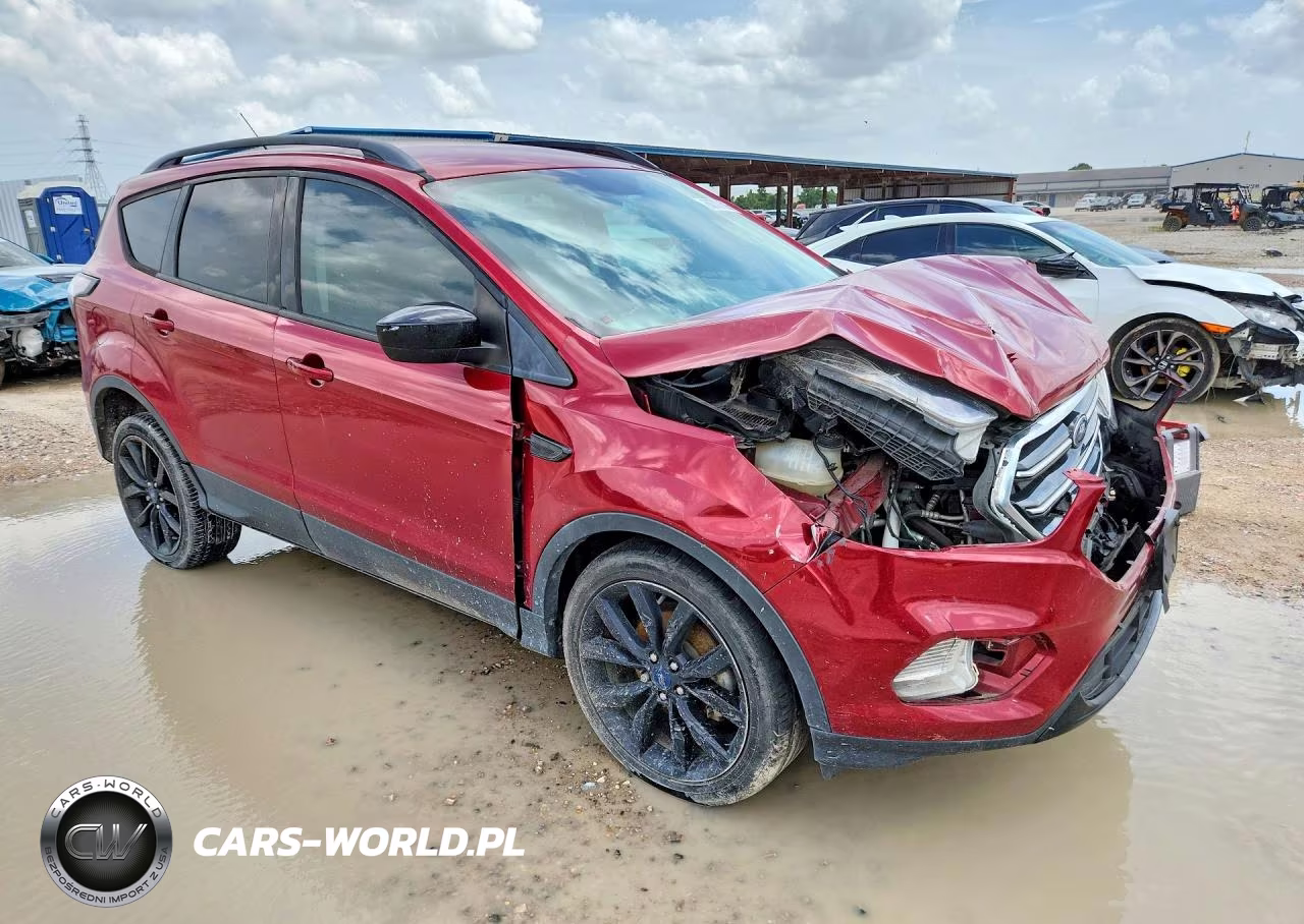 2017 Ford Escape Se VIN:1FMCU0GDXHUC87194 - 4