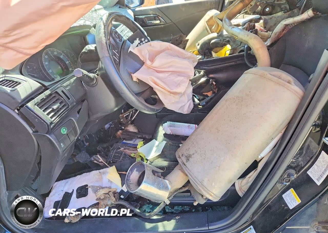 2015 Honda Accord Sport VIN:1HGCR2E56FA129240 - 7