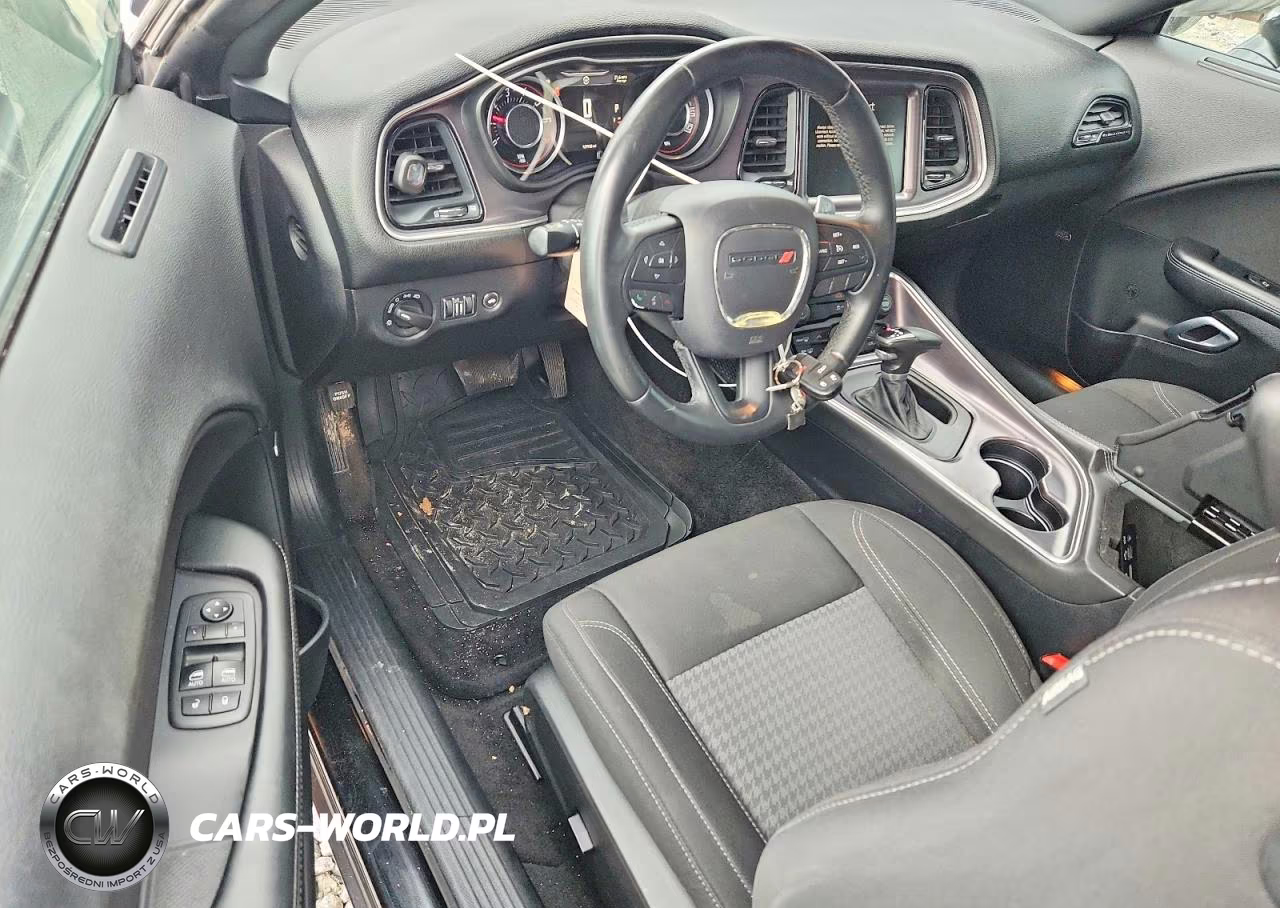 2015 Dodge Challenger Sxt VIN:2C3CDZAG1FH700863 - 8