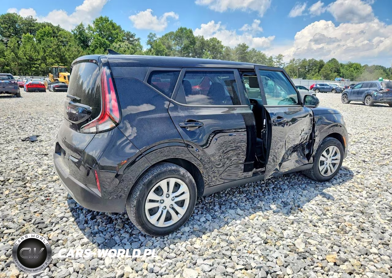 2025 Kia Soul Lx VIN:KNDJ23AU3S7945147 - 3
