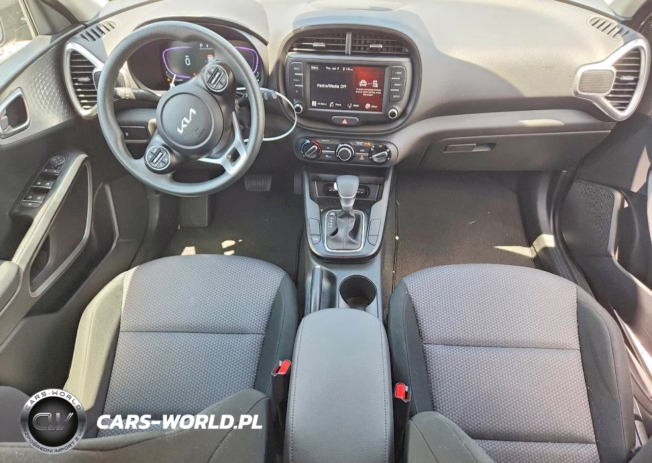 2025 Kia Soul Lx VIN:KNDJ23AU3S7945147 - 8