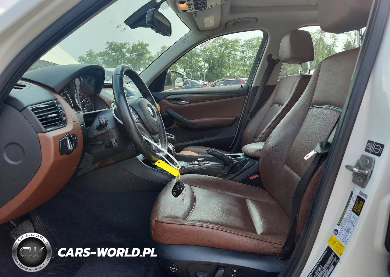2014 BMW X1 xDrive28I VIN:WBAVL1C59EVR94326 - 7