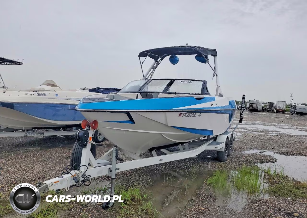 2020 Axis Boat - Boat VIN:AWRG7550G021 - 2