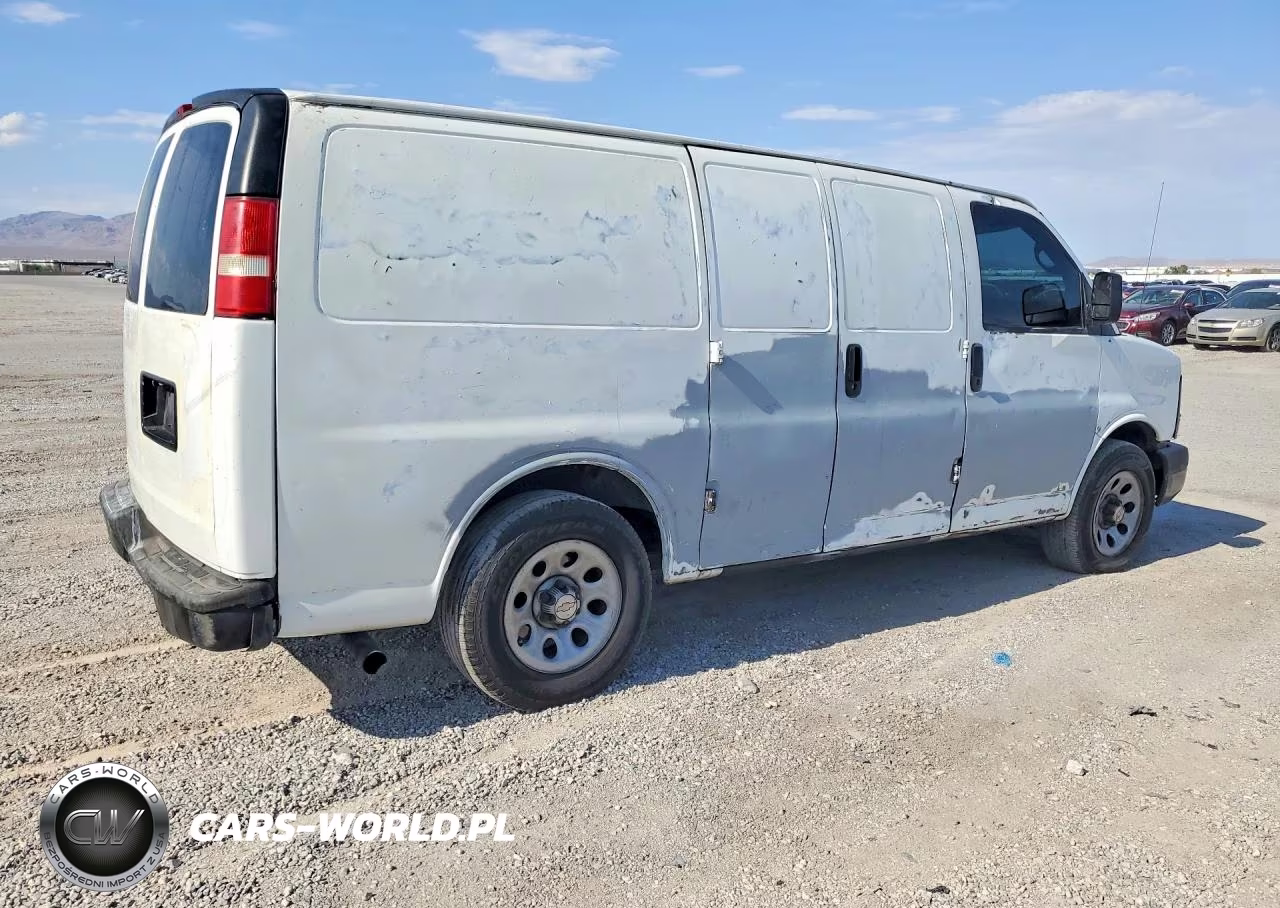 2009 Chevrolet Express G1500 VIN:1GCFG15X391132923 - 3