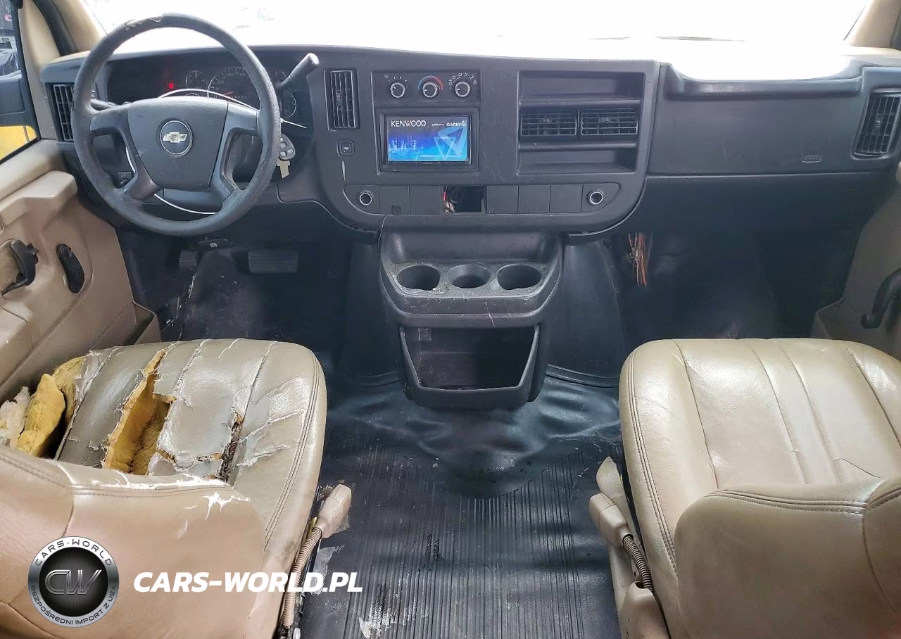 2009 Chevrolet Express G1500 VIN:1GCFG15X391132923 - 8