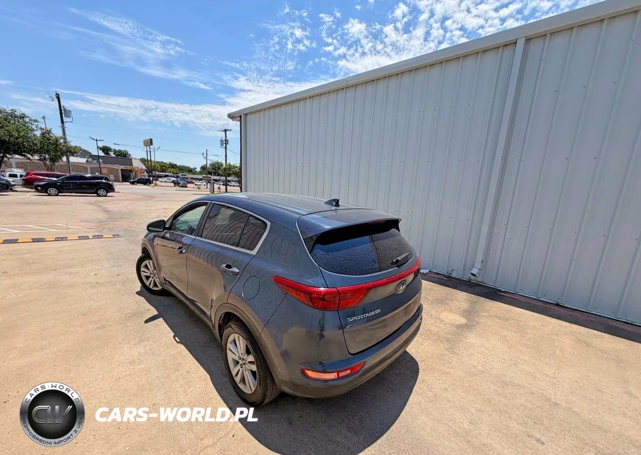 2017 Kia Sportage Lx VIN:KNDPM3AC5H7068049 - 3