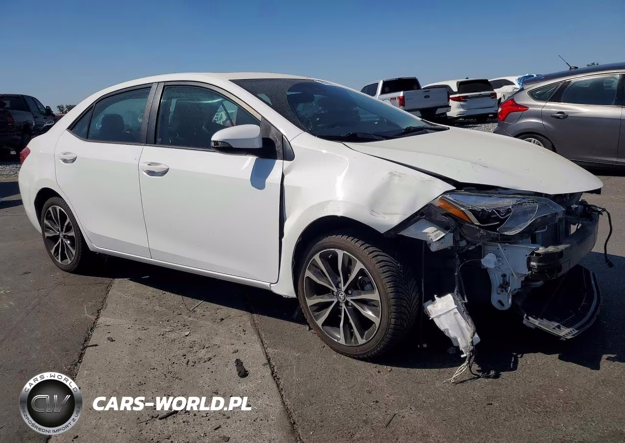2017 Toyota Corolla Xse VIN:5YFBURHE4HP677667 - 4