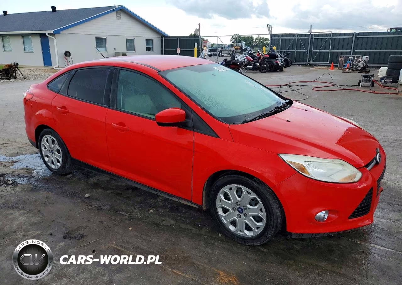 2012 Ford Focus Se VIN:1FAHP3F27CL433283 - 4