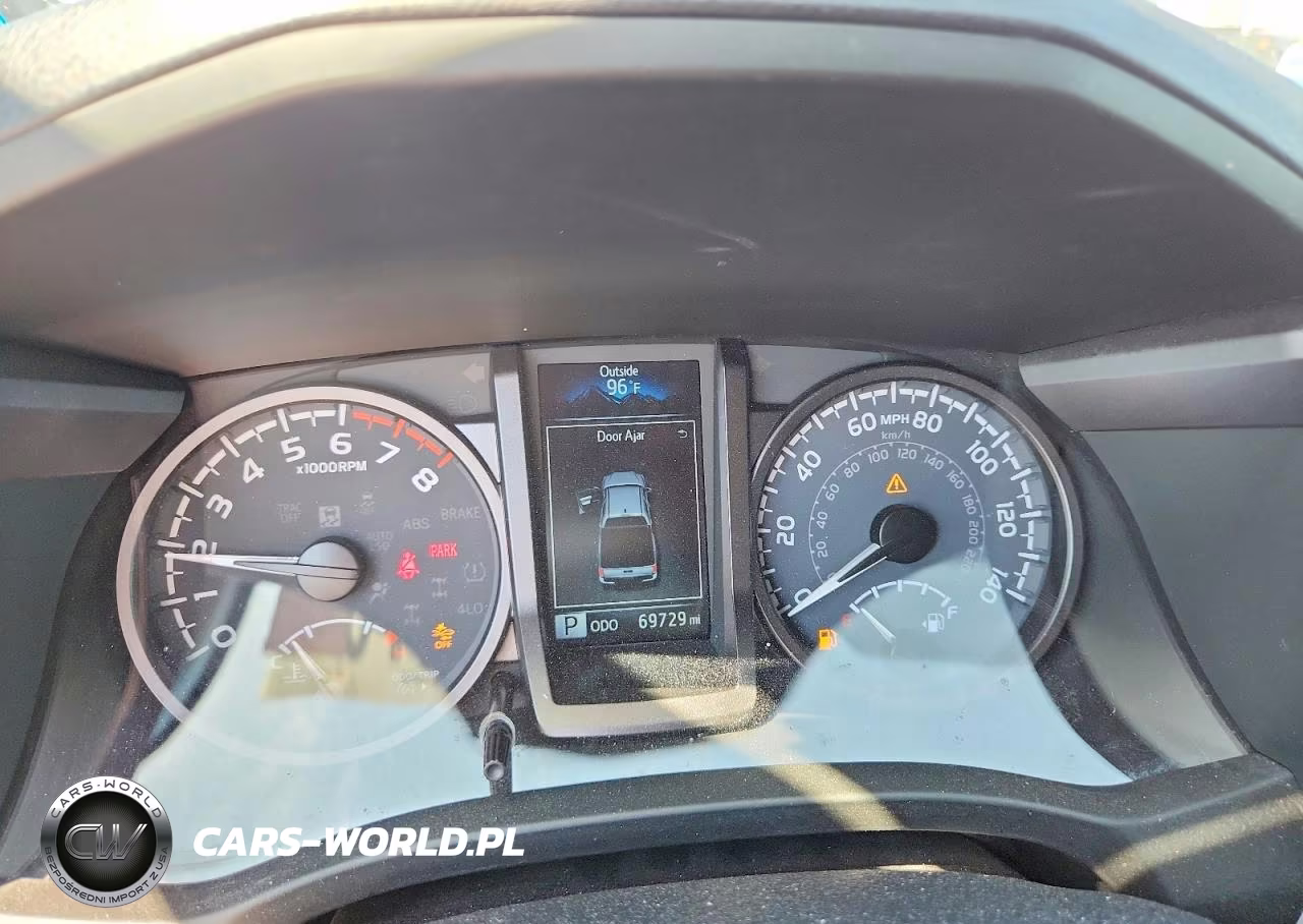 2023 Toyota Tacoma Trd Off-Road VIN:3TMCZ5AN9PM607855 - 9