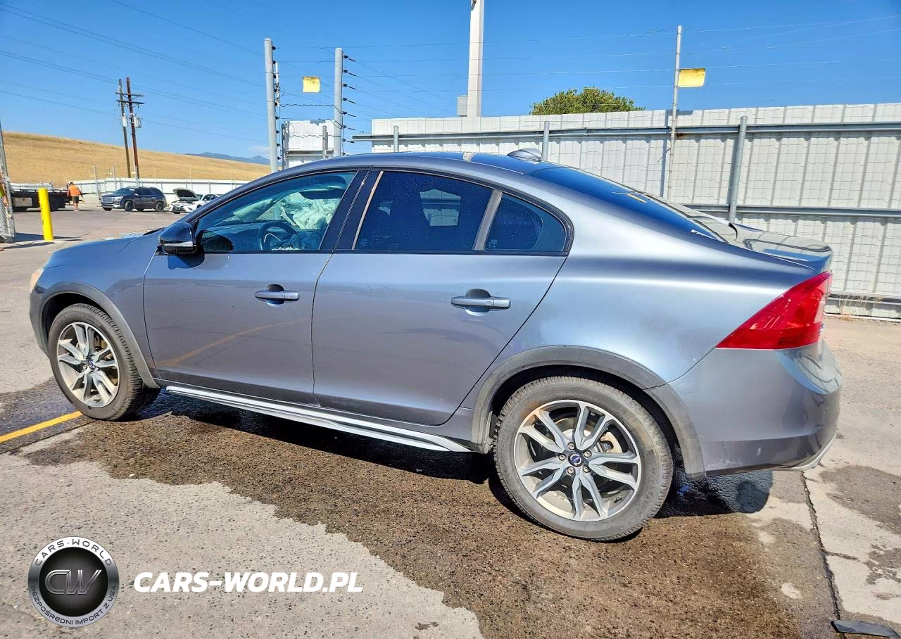 2017 Volvo S60 Cross Country T5 VIN:YV440MUM7H2004548 - 2