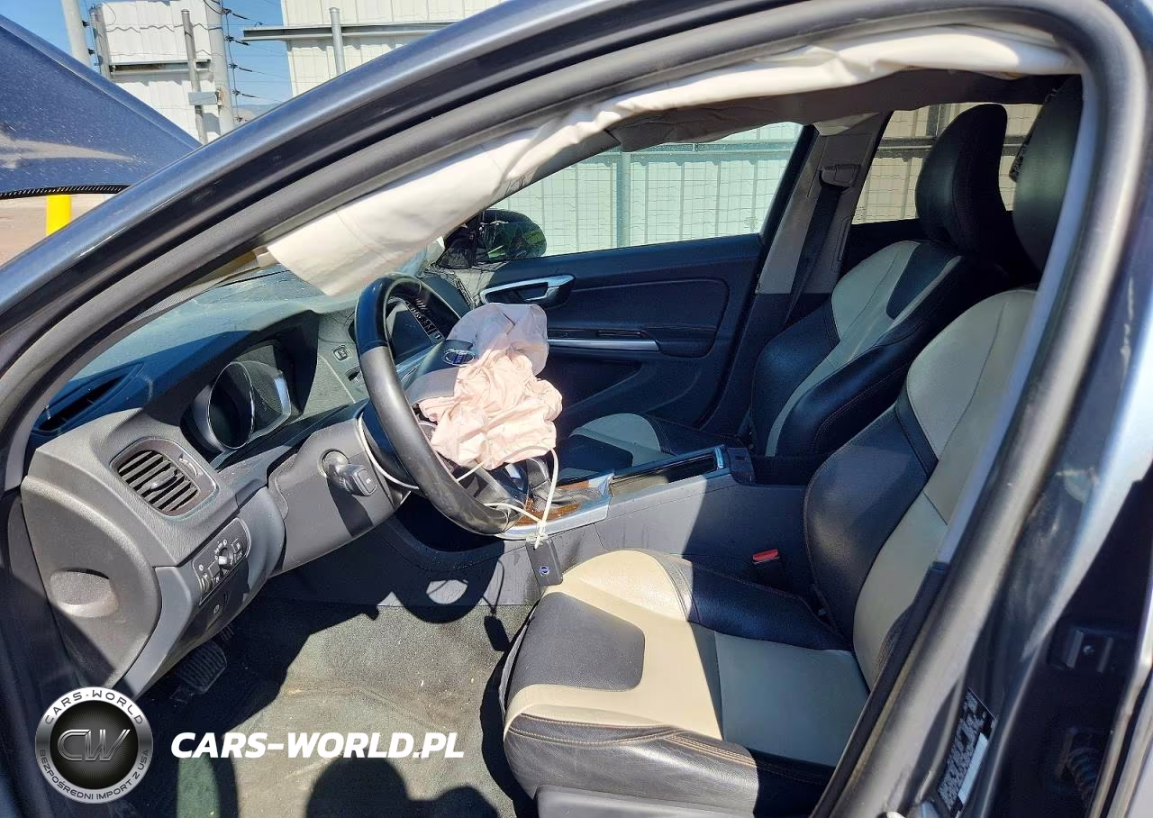 2017 Volvo S60 Cross Country T5 VIN:YV440MUM7H2004548 - 7