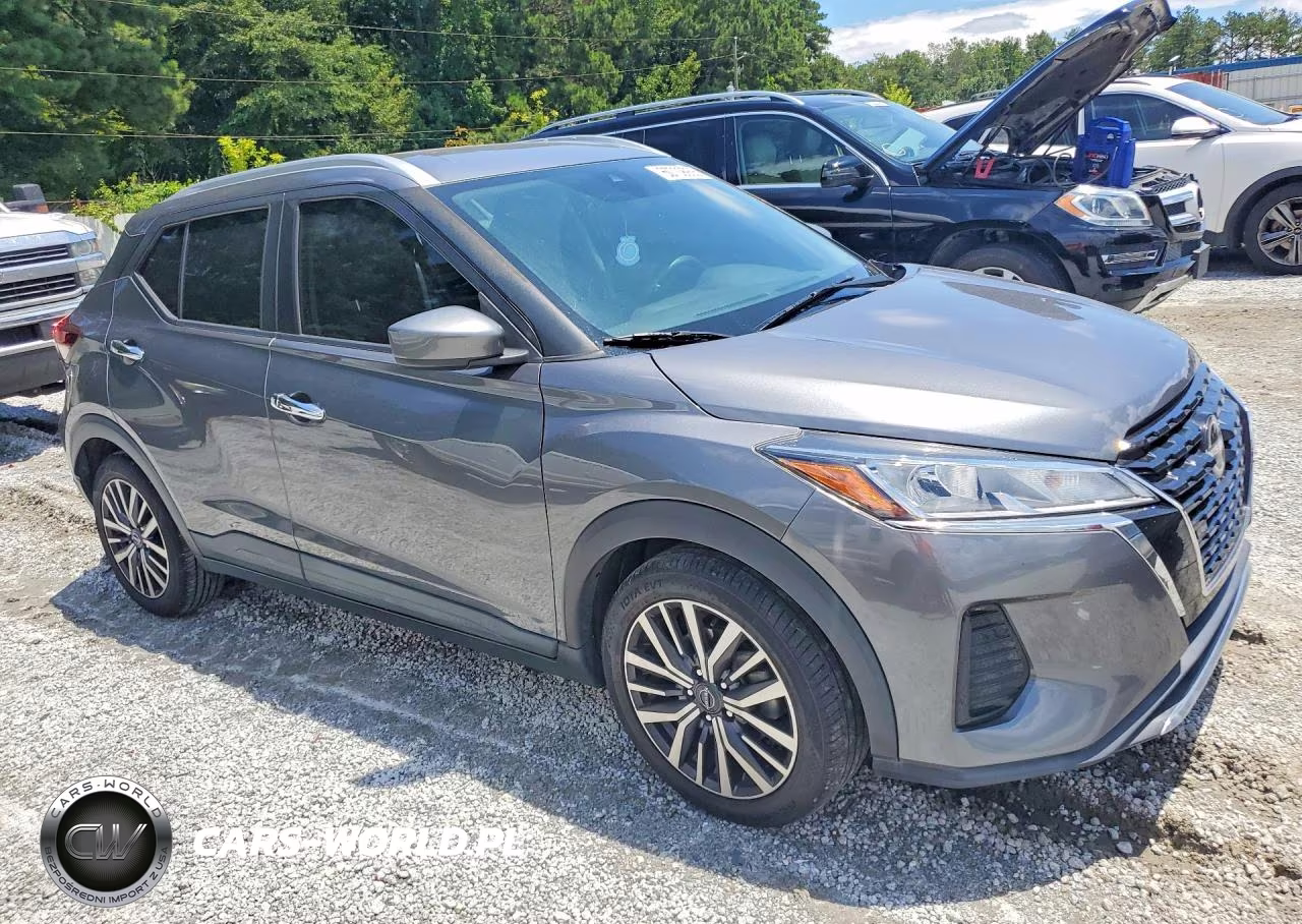 2022 Nissan Kicks Sv VIN:3N1CP5CV2NL496588 - 4