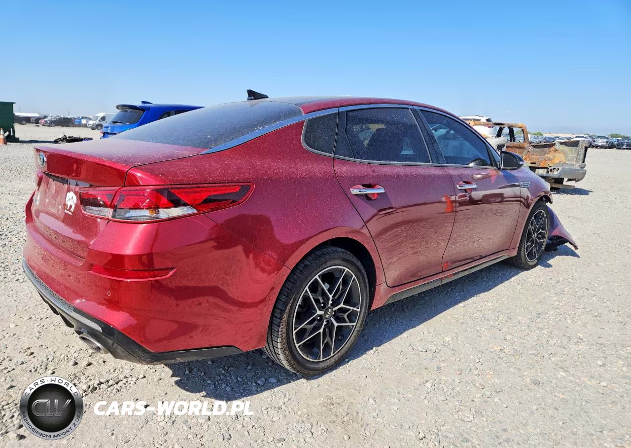 2020 Kia Optima Special Edition VIN:5XXGT4L32LG436547 - 3