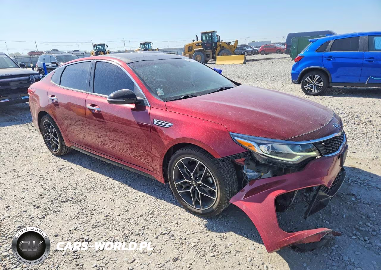 2020 Kia Optima Special Edition VIN:5XXGT4L32LG436547 - 4