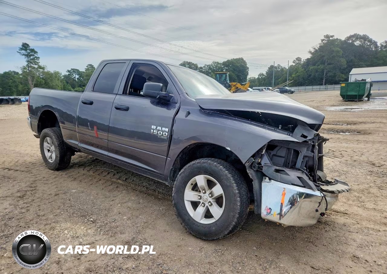 2019 Ram 1500 Classic Tradesman VIN:1C6RR7FG2KS675549 - 4
