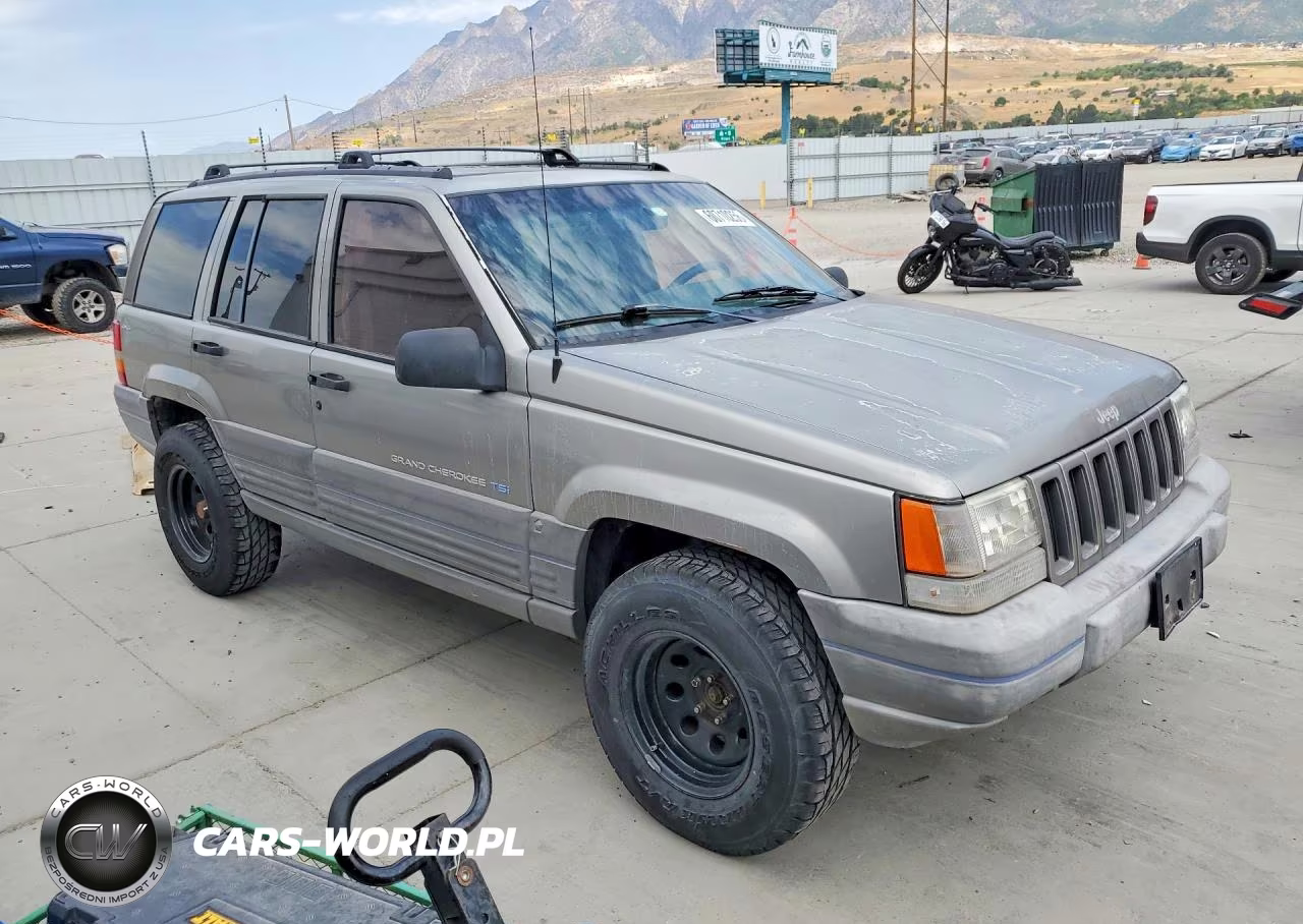 1998 Jeep Grand Cherokee Laredo VIN:1J4GZ58Y2WC157042 - 4