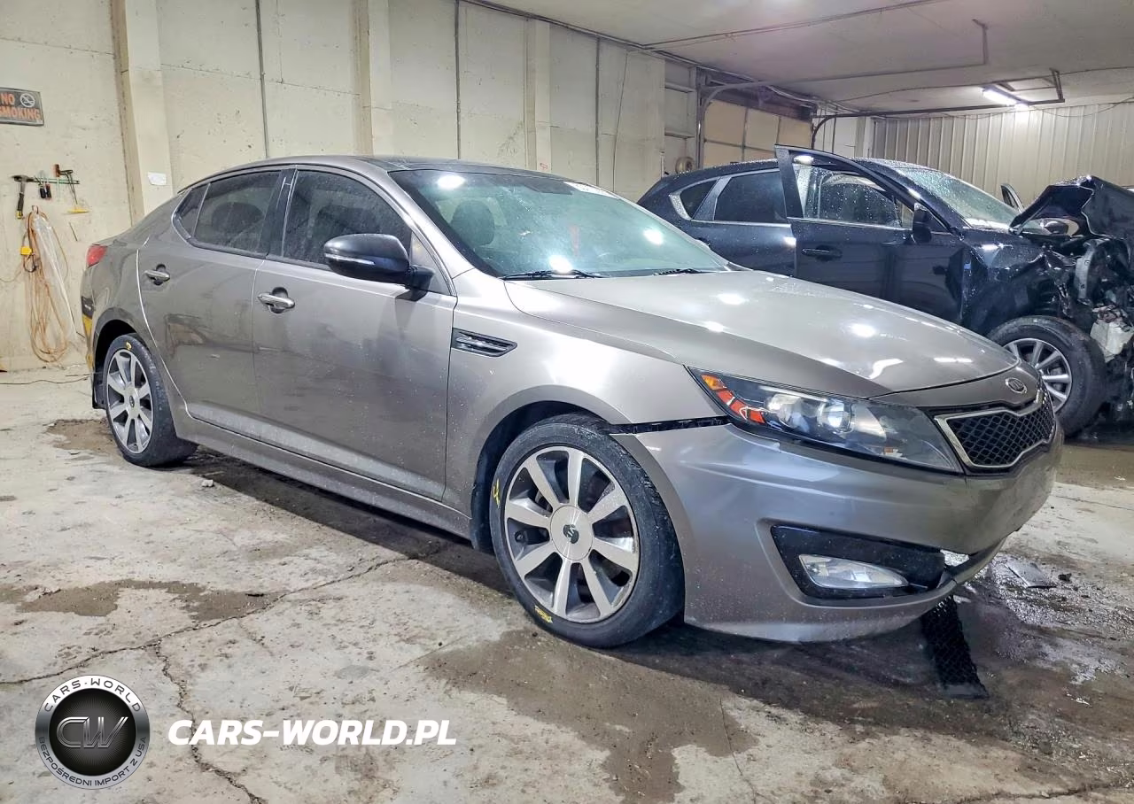 2012 Kia Optima Sx VIN:5XXGR4A69CG064443 - 4