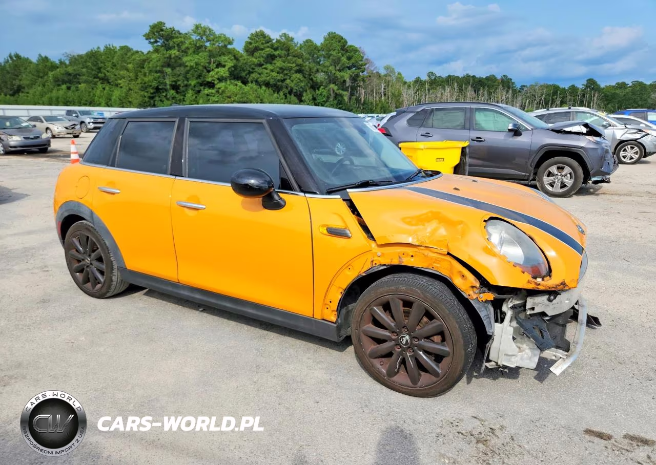 2015 Mini Cooper VIN:WMWXS5C59FT832583 - 4