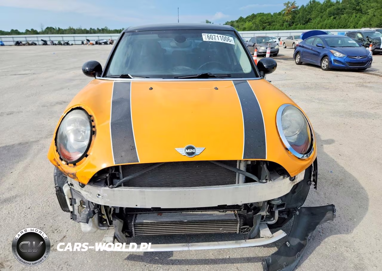 2015 Mini Cooper VIN:WMWXS5C59FT832583 - 5