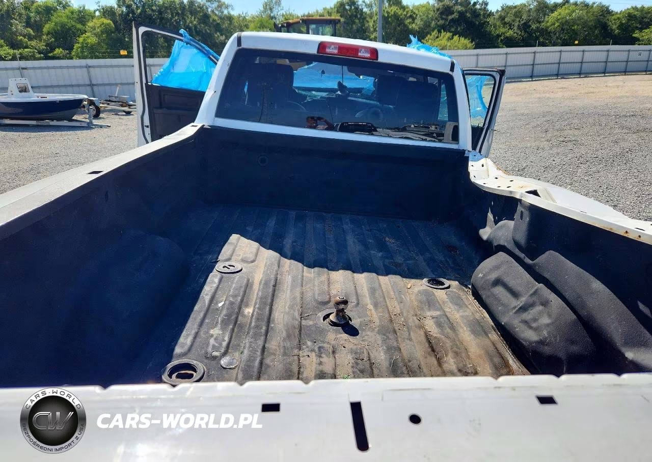 2018 Ram 3500 St VIN:3C63RRGL8JG241297 - 10