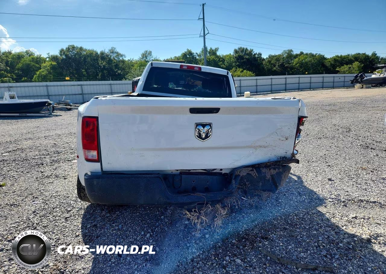 2018 Ram 3500 St VIN:3C63RRGL8JG241297 - 6