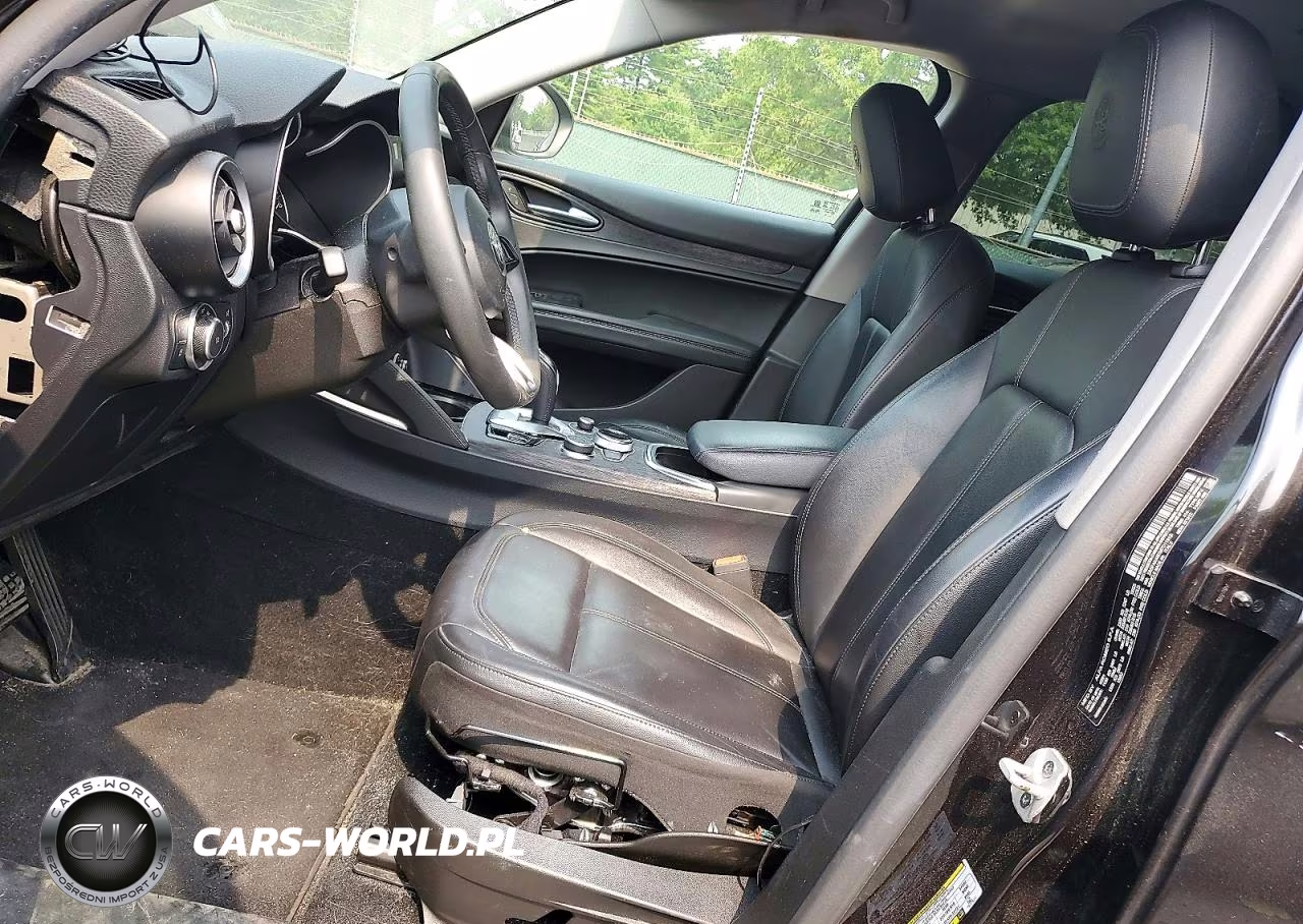 2021 Alfa Romeo Stelvio Sport VIN:ZASPAKAN1M7D11913 - 7