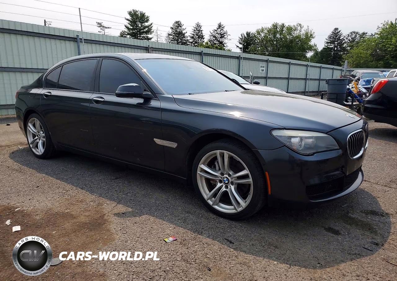 2013 BMW 740 Li VIN:WBAYE4C58DD136987 - 4