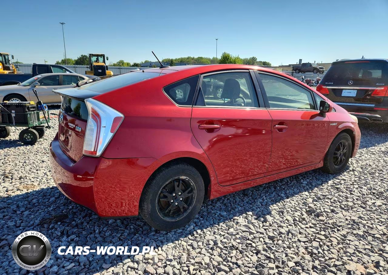 2014 Toyota Prius Three VIN:JTDKN3DUXE1751424 - 3