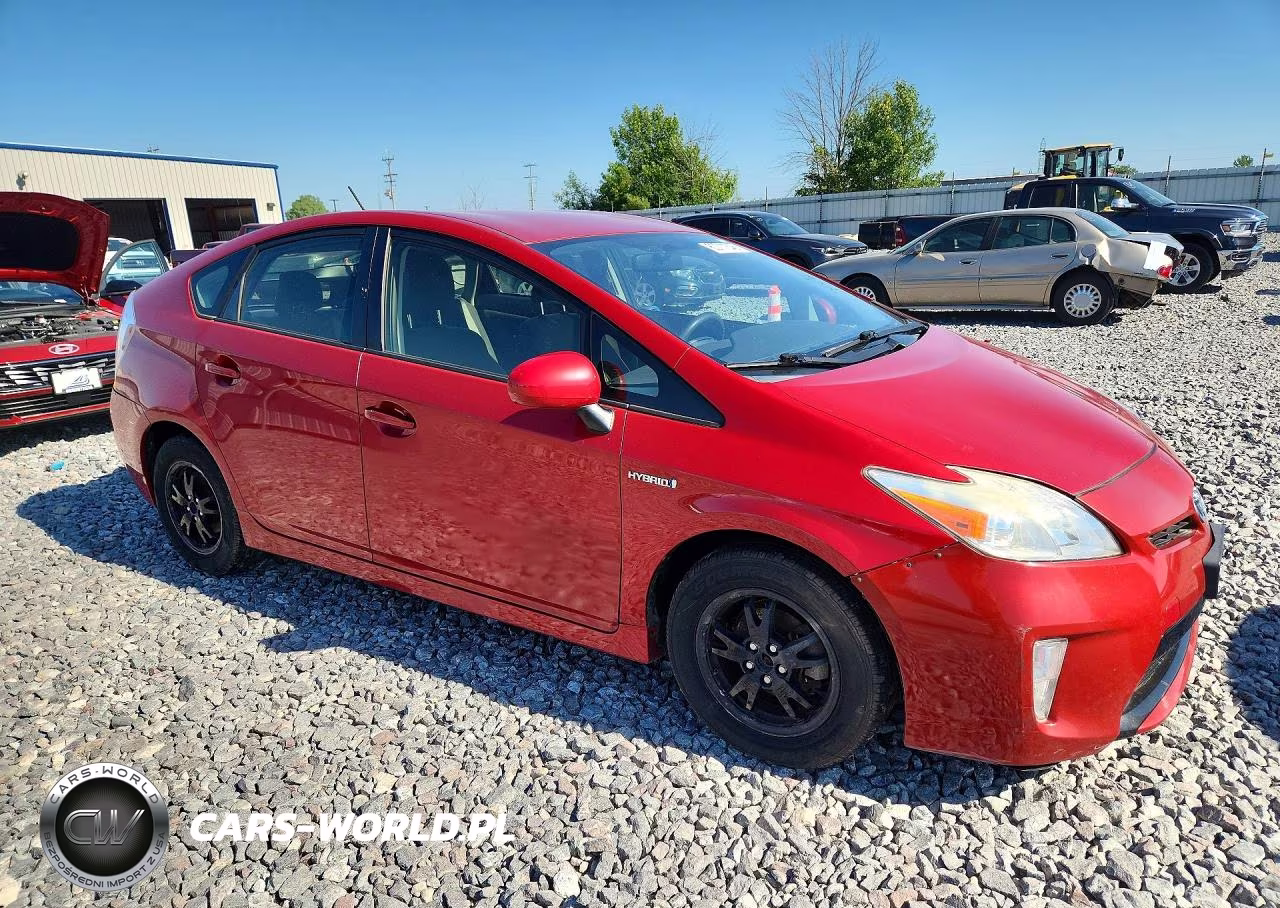 2014 Toyota Prius Three VIN:JTDKN3DUXE1751424 - 4