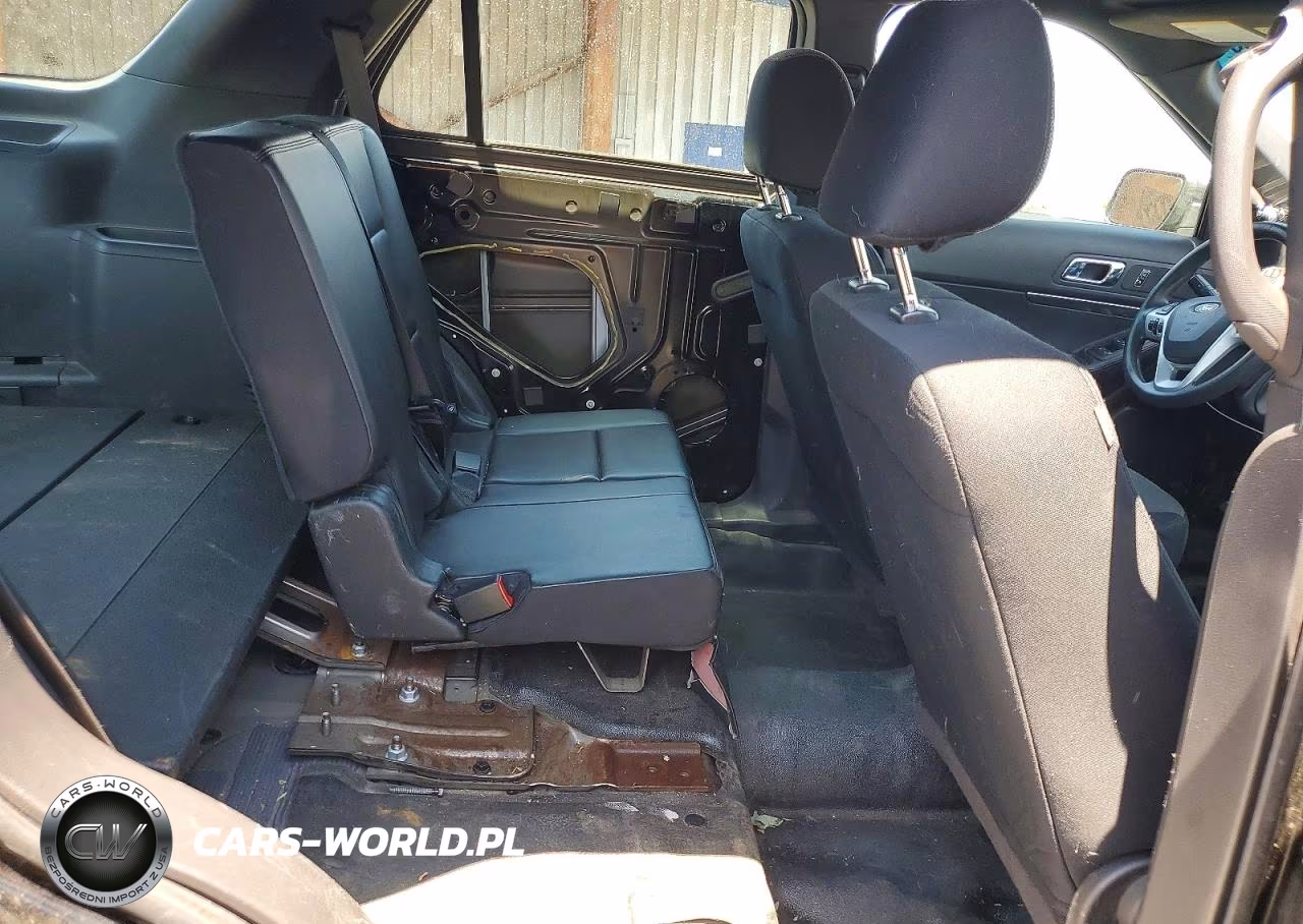 2015 Ford Explorer Police Interceptor VIN:1FM5K8AR0FGA16092 - 11