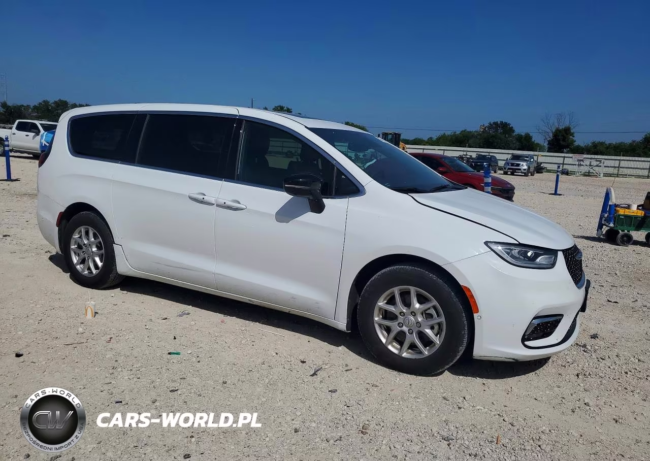 2025 Chrysler Pacifica Select VIN:2C4RC1BG5SR580319 - 4