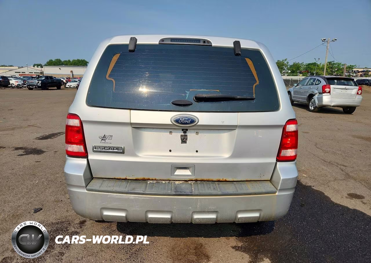 2011 Ford Escape Xls VIN:1FMCU9C76BKC30465 - 6
