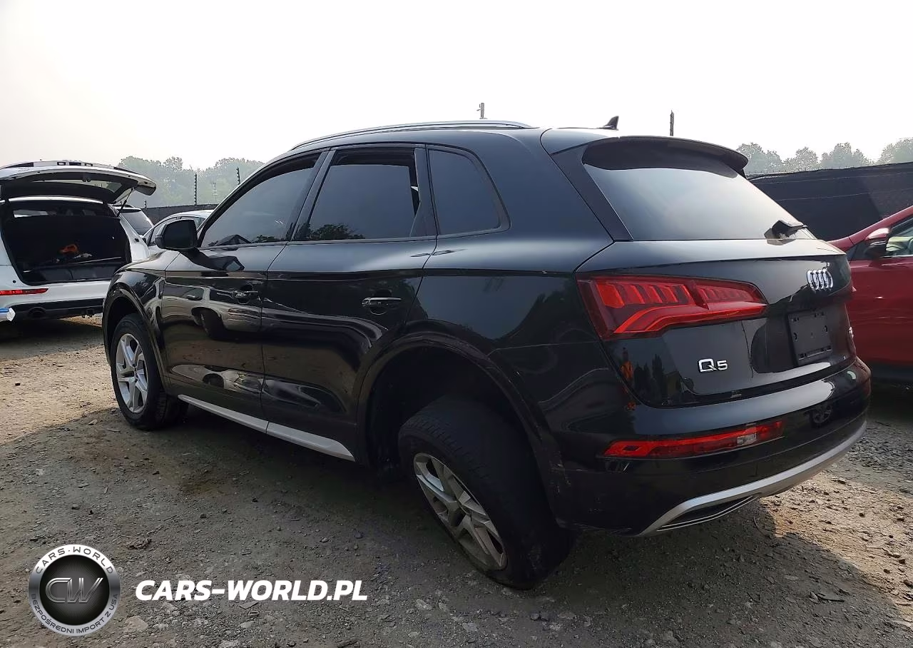 2018 Audi Q5 Premium VIN:WA1ANAFY6J2117509 - 2