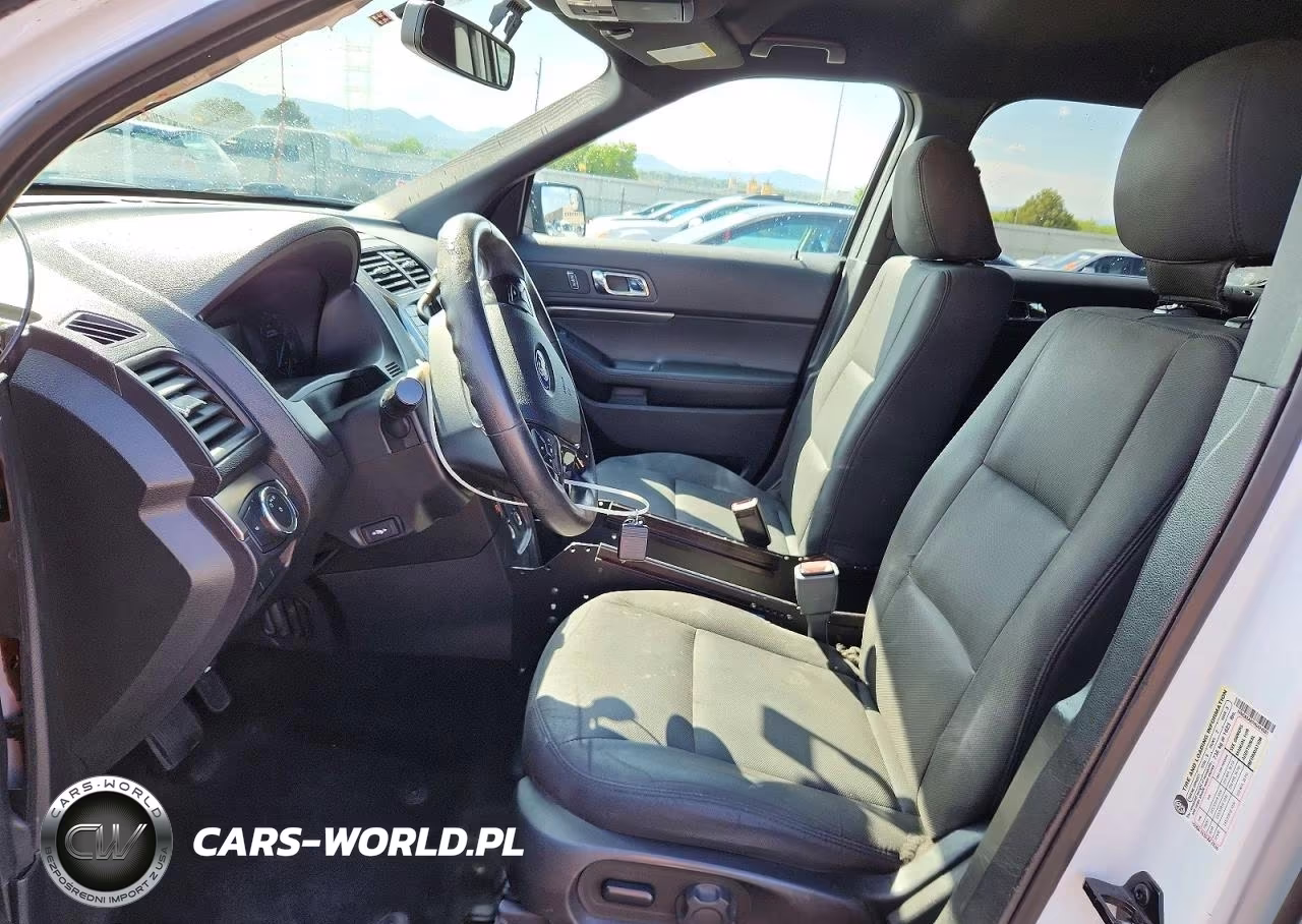 2017 Ford Explorer Police Interceptor VIN:1FM5K8AR7HGA24581 - 7