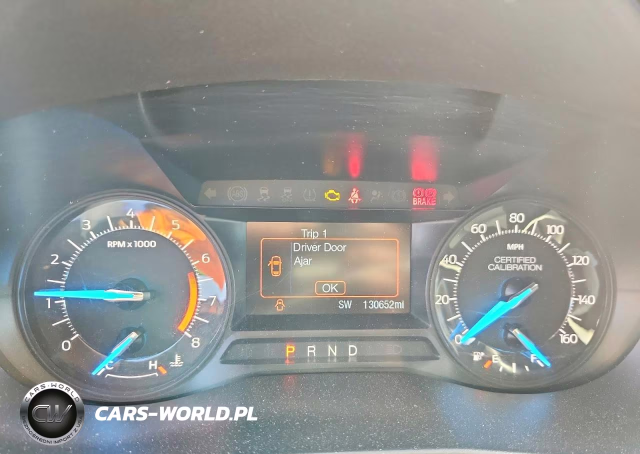 2017 Ford Explorer Police Interceptor VIN:1FM5K8AR7HGA24581 - 9