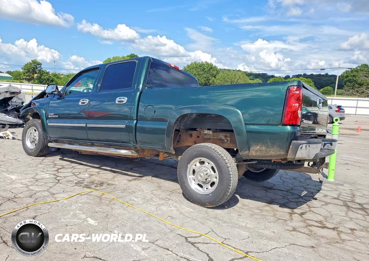 2003 Chevrolet Silverado C2500 Heavy Duty VIN:1GCHC23163F125743 - 2