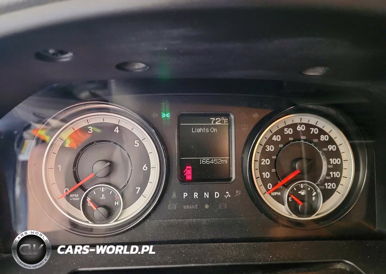 2017 Ram 3500 St VIN:3C63R3CJXHG560860 - 9