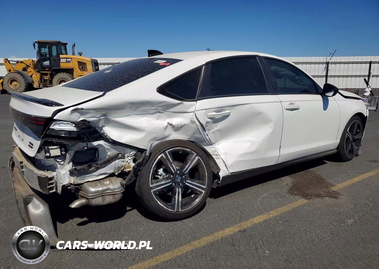 2026 Honda Accord Hybrid Sport VIN:1HGCY2F53TA015208 - 3