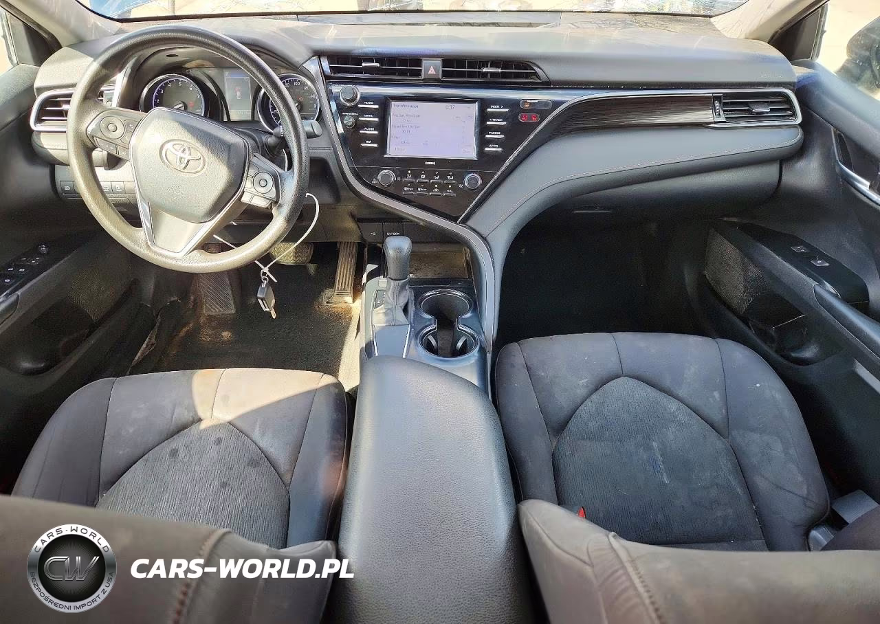 2020 Toyota Camry Le VIN:4T1C11AK2LU882264 - 8