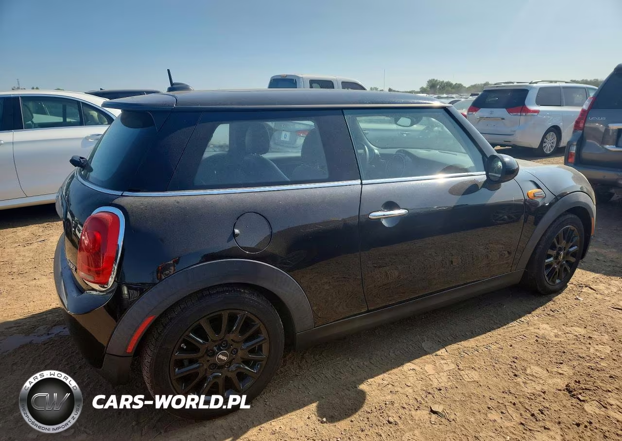 2016 Mini Cooper VIN:WMWXP5C5XGT740045 - 3