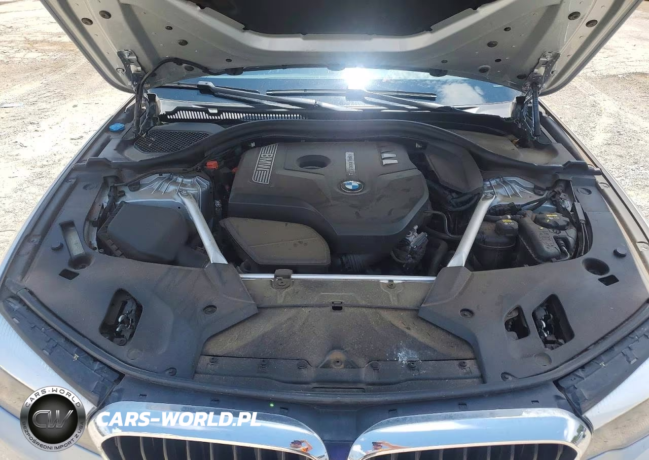 2019 BMW 530 Xi VIN:WBAJA7C58KWW47874 - 11