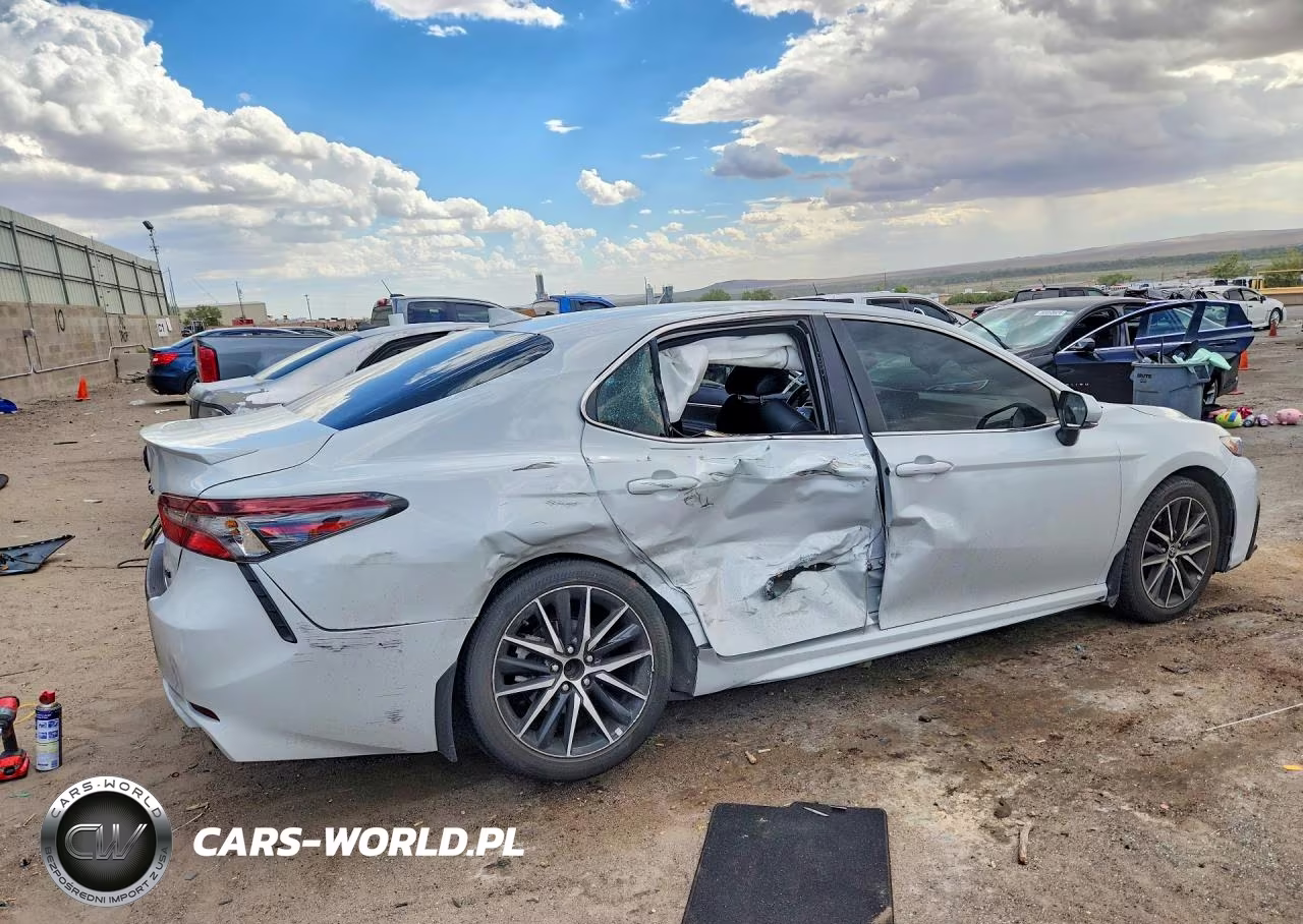2023 Toyota Camry Se VIN:4T1T11AK6PU133814 - 3