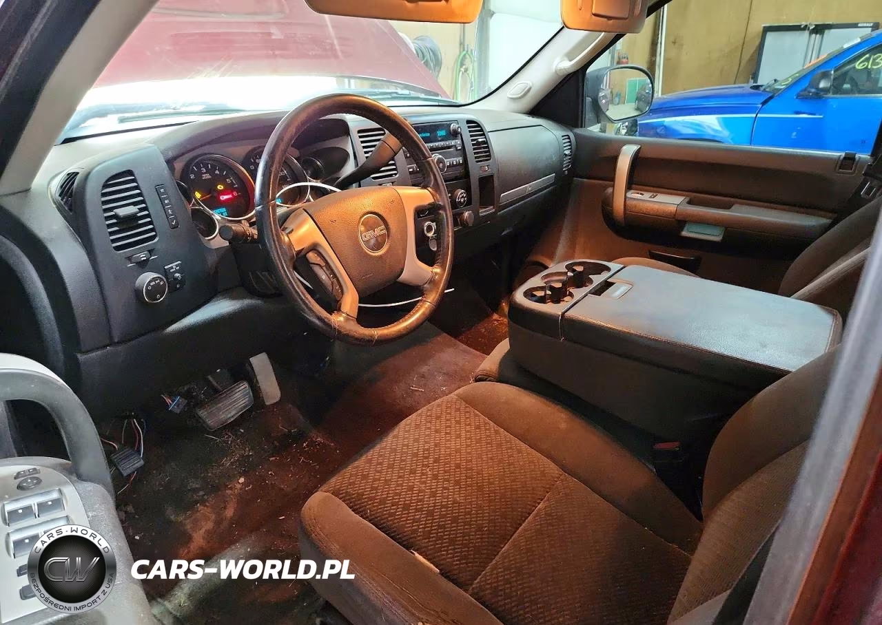 2008 GMC Sierra K1500 VIN:3GTEK133X8G237923 - 8