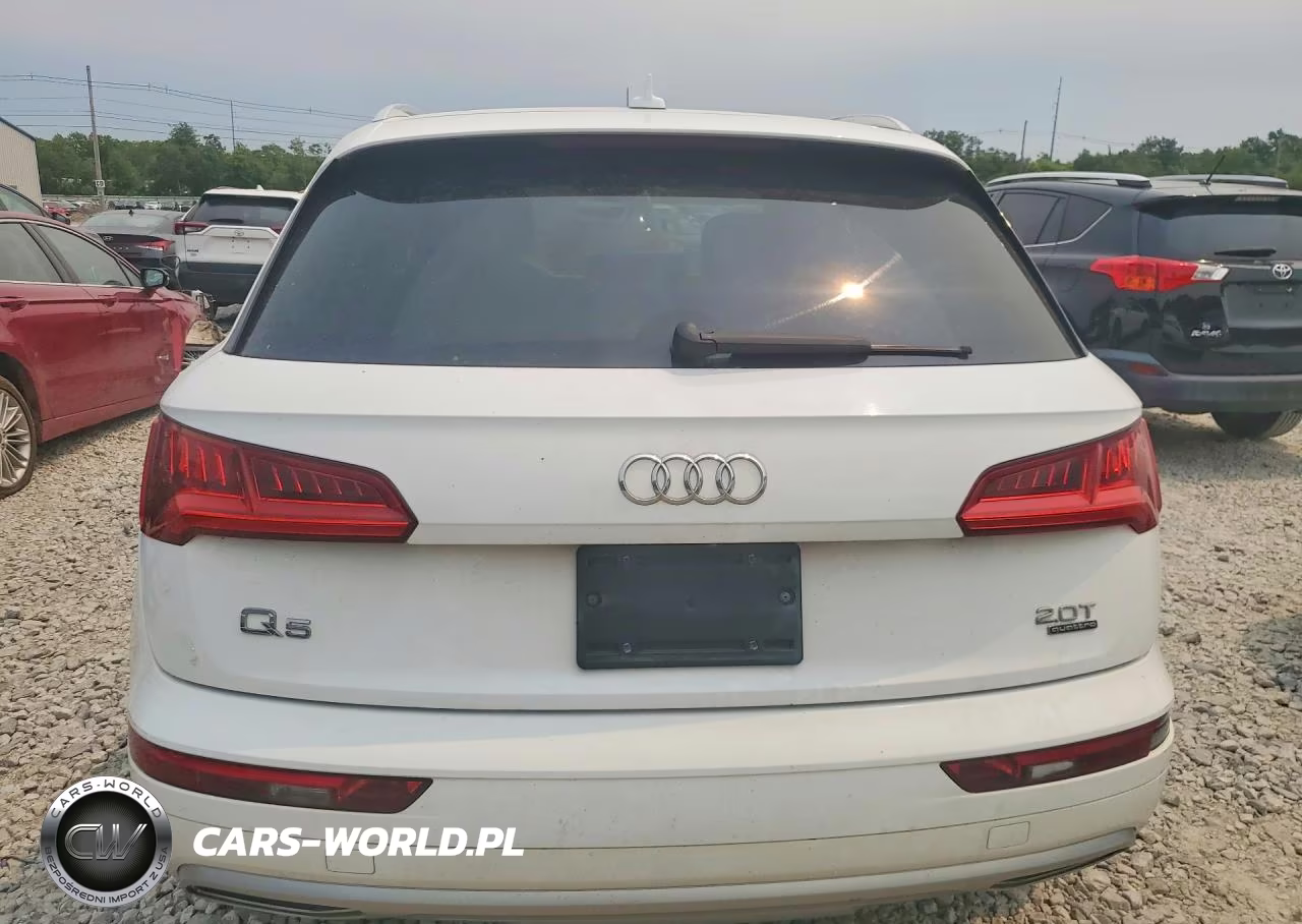 2018 Audi Q5 Premium VIN:WA1ANAFY7J2018522 - 6