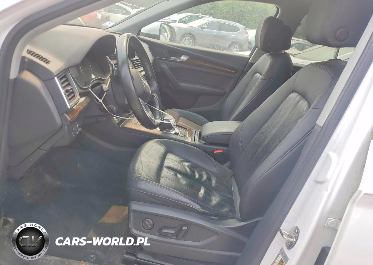 2018 Audi Q5 Premium VIN:WA1ANAFY7J2018522 - 7