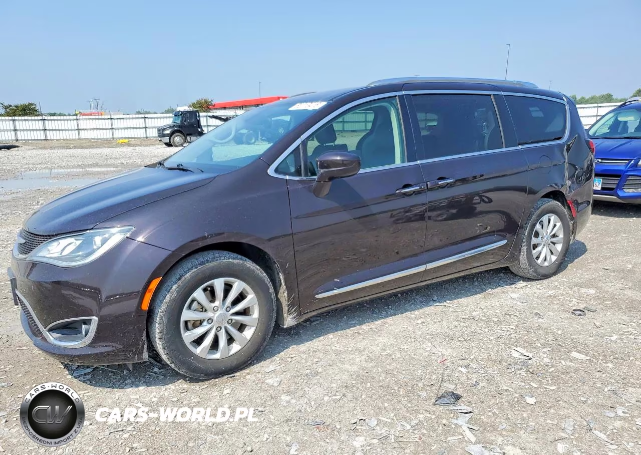 2018 Chrysler Pacifica Touring L