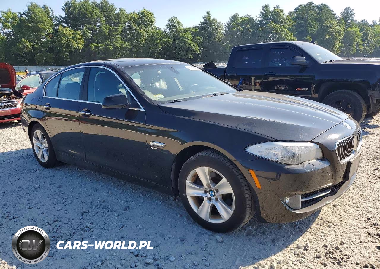 2012 BMW 528 Xi VIN:WBAXH5C52CDW03280 - 4